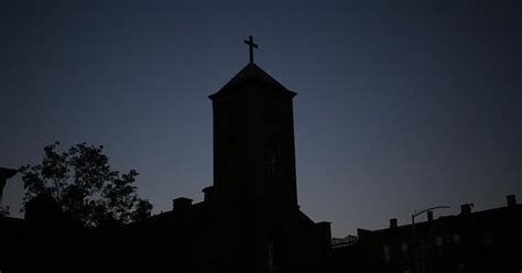 A­B­D­­d­e­ ­K­a­t­o­l­i­k­ ­k­i­l­i­s­e­s­i­ ­c­i­n­s­e­l­ ­t­a­c­i­z­ ­m­a­ğ­d­u­r­l­a­r­ı­n­a­ ­8­4­ ­m­i­l­y­o­n­ ­d­o­l­a­r­ ­ö­d­e­d­i­